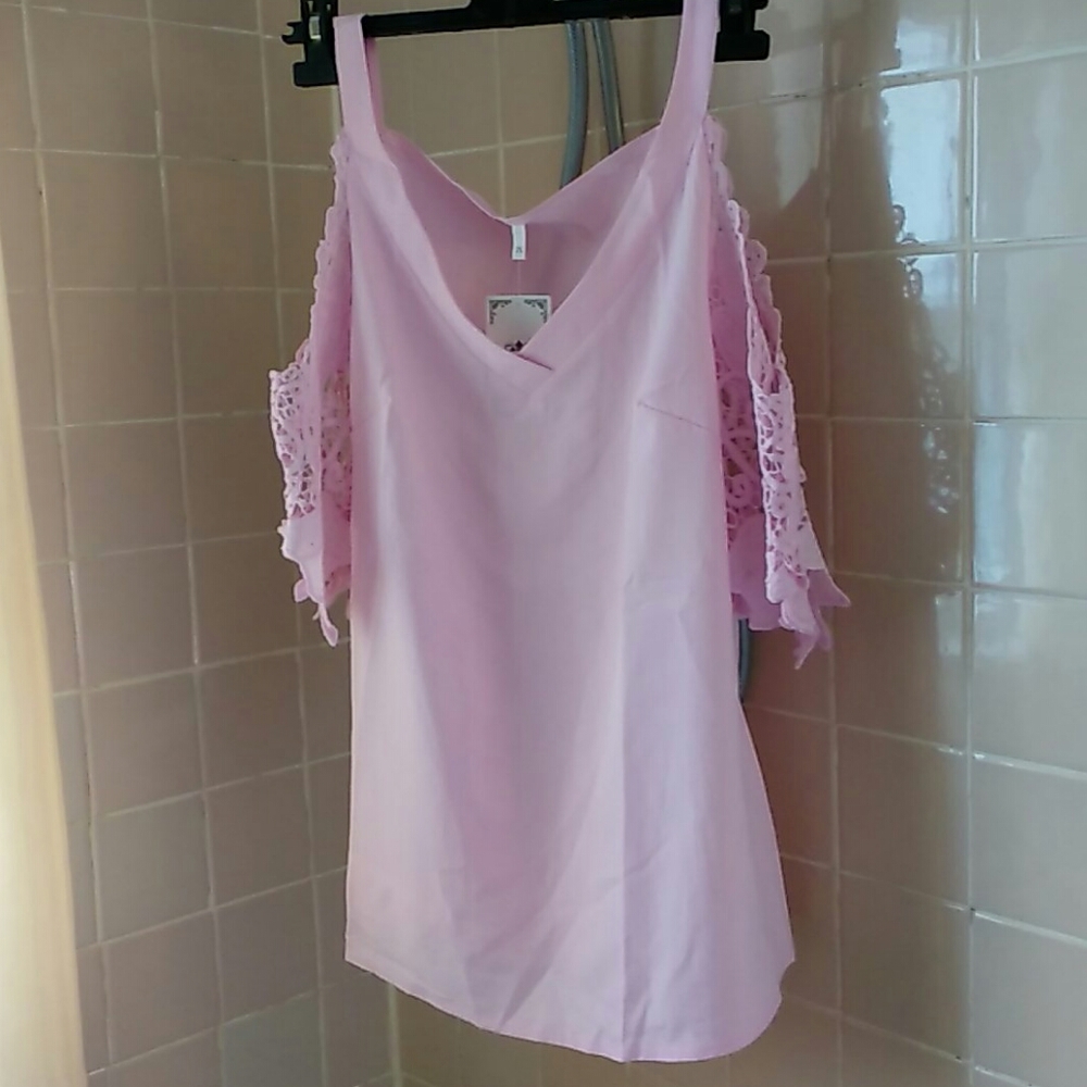 NWT Pretty Pink Top